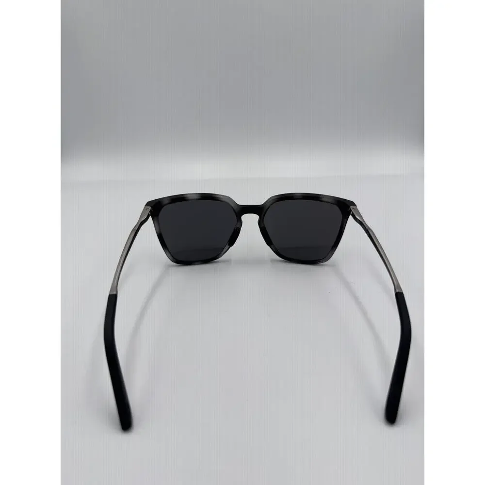 New Oakley prizm grey gradient Lenses,  polished black ink Frame